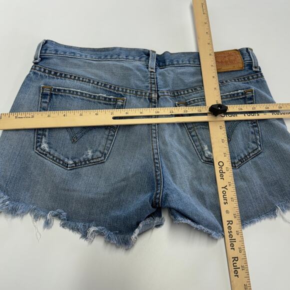 Levis Shorts Womens 30 Blue Jean Denim Raw Hem Mid Rise 501 Cotton‎ - Picture 8 of 8